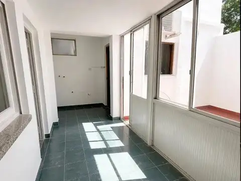 Depto Tipo Casa en Venta de 3 dormitorios