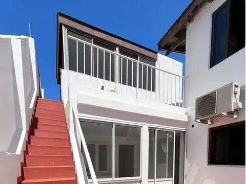 Estanislao S. Zeballos 5400 V Pueyrredón PH 4amb U$191.000
