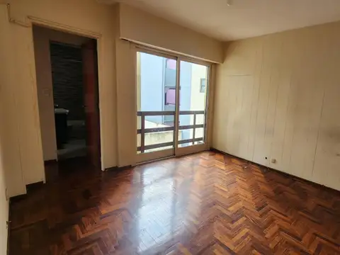 DPTO | 2 AMB | EXCELENTE UBICACION | BAJAS EXPENSAS