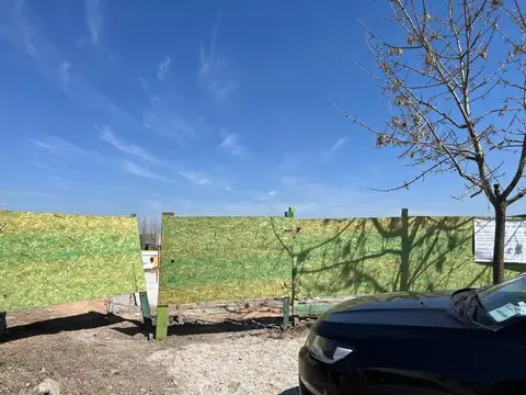 ###  Hermosa Casa a Estrenar en San Sebastián – Lote al Agu