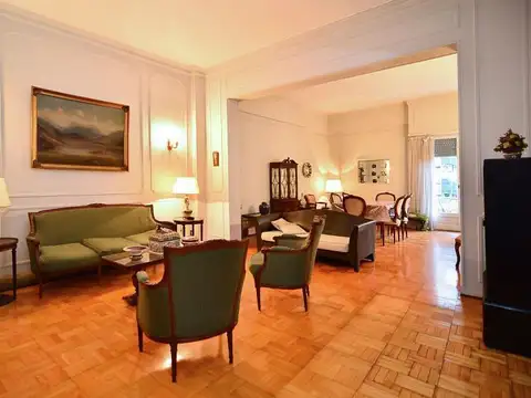 Venta Departamento 4 ambientes Piso en edificio antiguo de estilo Almagro