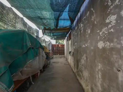 Casa en Venta en Adrogue, USD 99.000