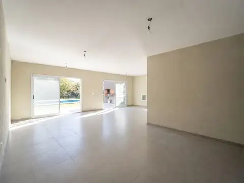 Casa en Venta en El Canton - Norte, USD 225.000