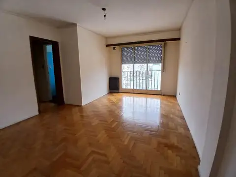Alquiler departamento al contrafrente 3 ambientes