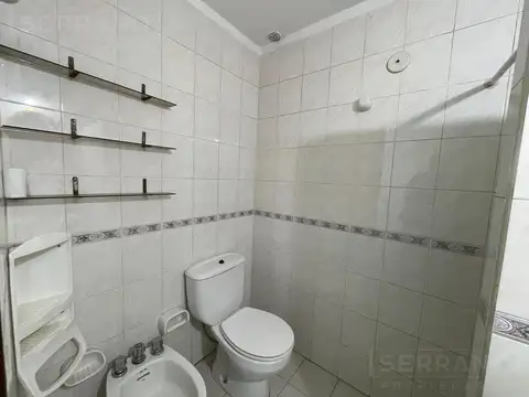 PH en venta, 4 ambientes, amplio con entrepiso y  2 balcones - Escobar