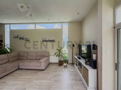 Casa en Venta en La Plata, USD 198.000