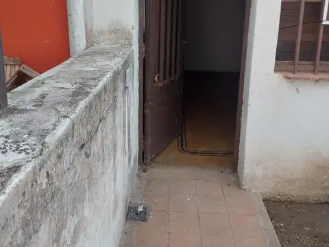 Casa, Departamento y Local a RECICLAR Barrio Jardín