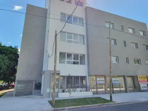 DEPTO 2 AMB. A ESTRENAR. CON COCHERA  DOBLE *NUEVO VALOR*