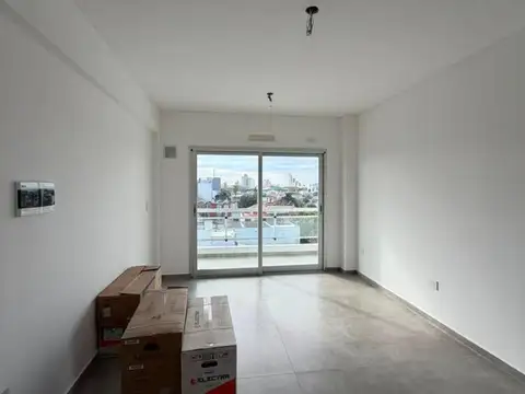 Calle 14 Esquina 141 , Piso 5