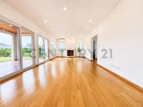 VENTA CASA 7 AMBIENTES EN ACACIAS PUERTOS DEL LAGO | PERMUTA