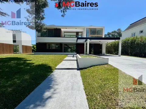 Casa en Venta de 5 dormitorios