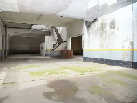 Galpon en Venta en Villa del Parque, USD 690.000