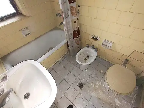 Depto Tipo Casa en Venta 75 años