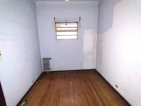 Depto Tipo Casa 4 ambientes con 1 baño