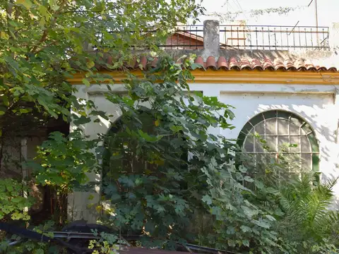 Lote 750 m2 con potencial  en Villa Ballester - Ideal desarrollo phs/ duplex .