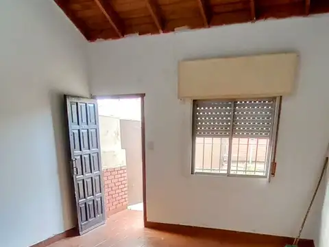 Depto Tipo Casa en Alquiler de 2 ambientes