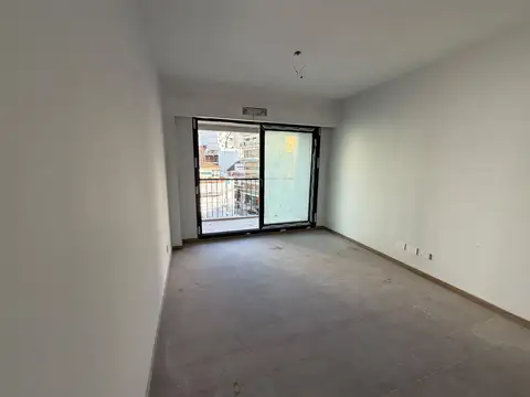 2 ambientes a estrenar en Caballito muy luminoso con balcón amplio.