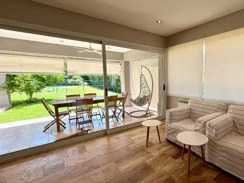 Casa en Venta en Chacras De Coria, USD 550.000