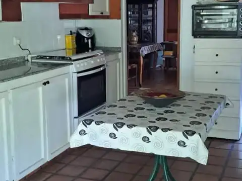 Casa en Venta - 3 Dormitorios 2 Baños - 1285 mts2 - Cordoba