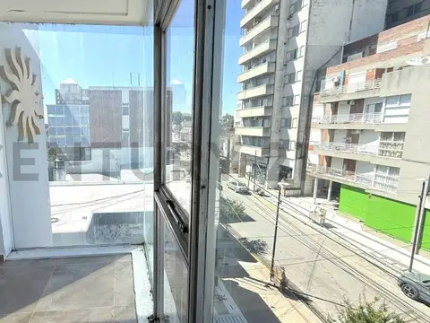Departamento súper luminoso con vista privilegiada al centro-ideal Loft u Oficin