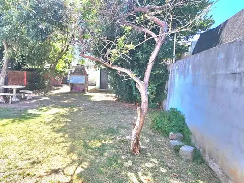 VENTA CASA 4 AMB MAS GALPON MERLO EXC OPORTUNIDAD