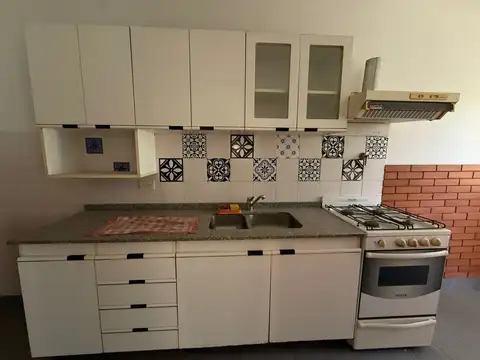 ALQUILER DEPTO 3 AMB CON BALCÓN - COGHLAN