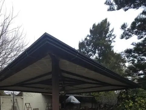 Casa en Venta con 6 cocheras