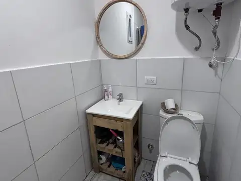 Casa 2 ambientes con 1 baño