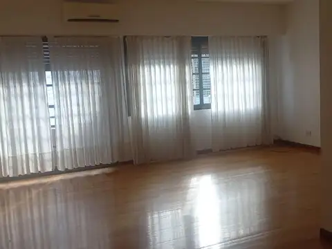 Departamento en Venta en Villa Ortuzar, USD 252.000