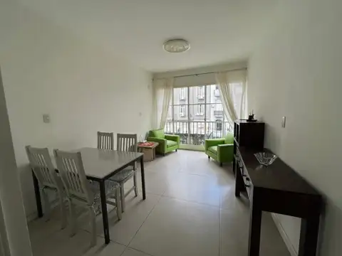 Departamento en Alquiler Temporal en Centro, USD 700