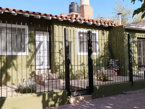 Vendo Casa en Barrio San Ignacio, Godoy Cruz