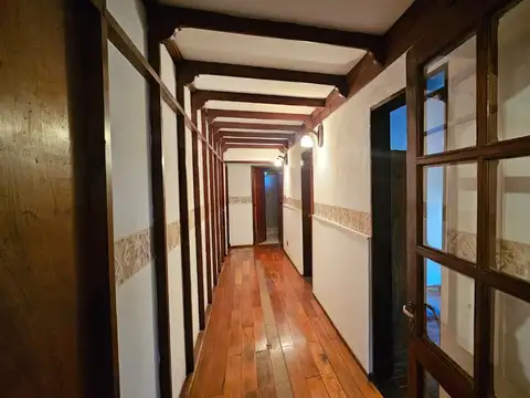 CASA 5 AMB C/ PILETA PARQUE LELOIR APTO CREDITO