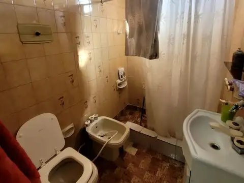 Depto Tipo Casa en Venta en Villa Sarmiento, USD 75.000