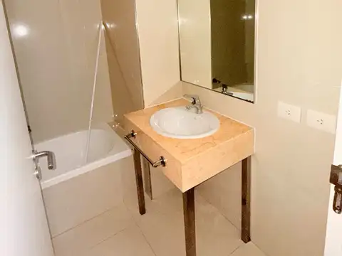 Departamento en Alquiler con 1 cochera