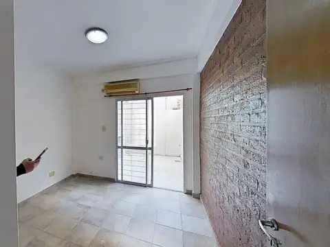 Depto Tipo Casa 2 ambientes con 1 baño