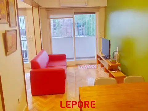 3 AMBIENTES CON BALCÓN CORRIDO, LUZ Y SOL EN PLENO BARRIO NORTE