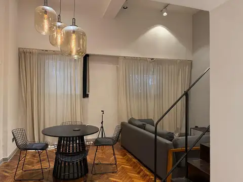 Increible Duplex en planta baja AMOBLADO Y EQUIPADO en Recoleta. EN VENTA!