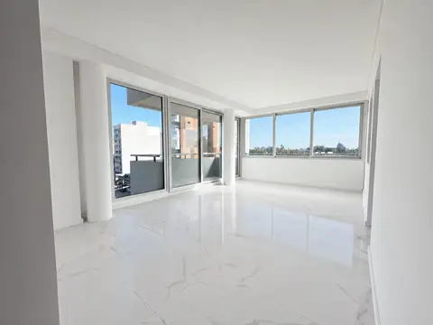 3 AMBIENTES CON BALCON A LA PLAZA LOS ANDES , DOS BAÑOS COMPLETOS , DOS HABITACIONES , COCINA , LAVADERO