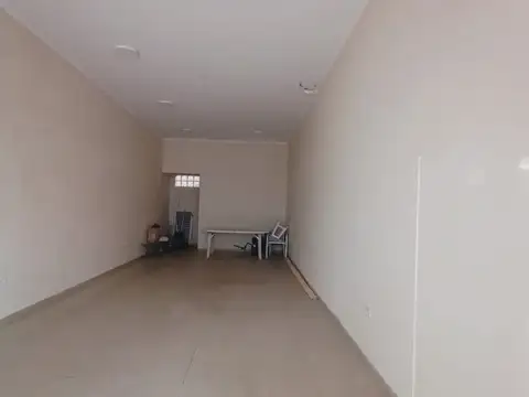 LOCAL EN ALQUILER LAS FLORES 511 WILDE