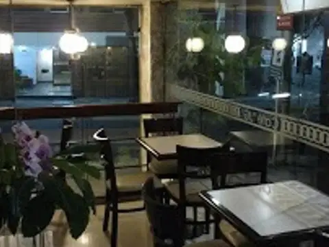 Avenida Valentín Alsina 2800