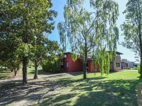Casa en Venta al Oeste