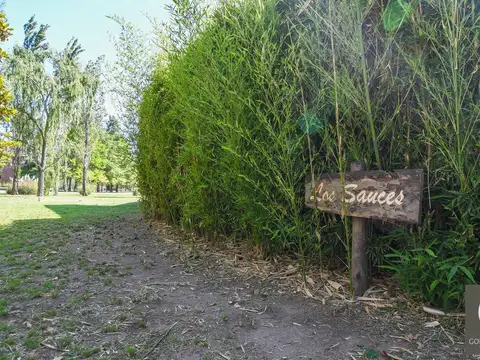 Casa 6 ambientes con 2 baños