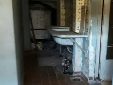 Casa en Venta en Temperley, USD 110.000