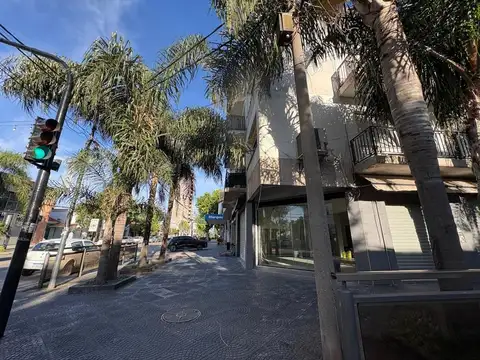 Local en Alquiler en Campana, USD 2.300