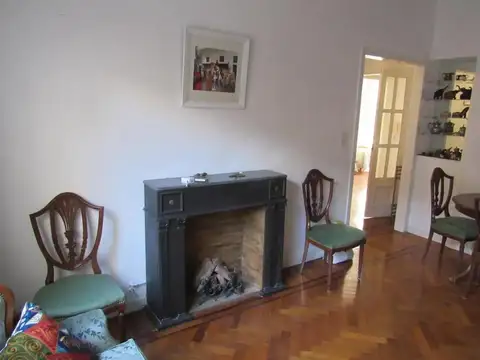Laprida 1400, Piso 1