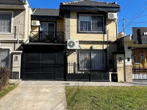 Duplex Quilmes Oeste 4 ambientes