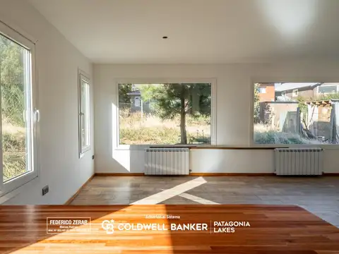Casa 4 ambientes con 2 baños