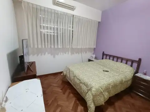 Depto Tipo Casa en Venta 50 años