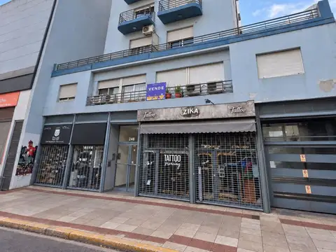 Mariano Moreno 200