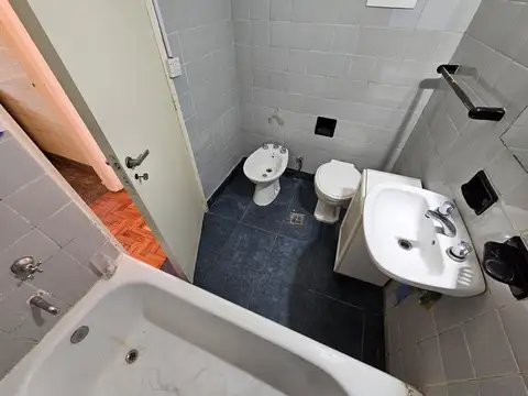 Ambrosetti 200 Alquiler Departamento 2 Ambientes Balcón